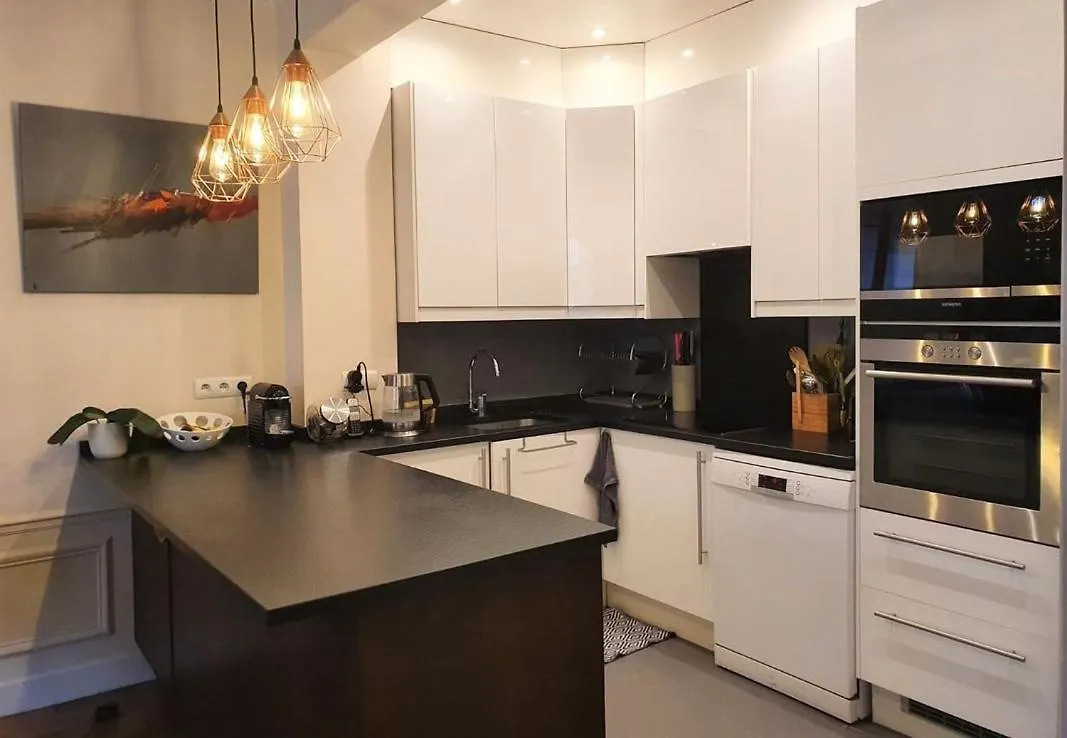 Appartement Spacieux Pour 4 Pers, Proche Arc De Triomphe Et Champs-Elysees Paris 0*,  Frankreich